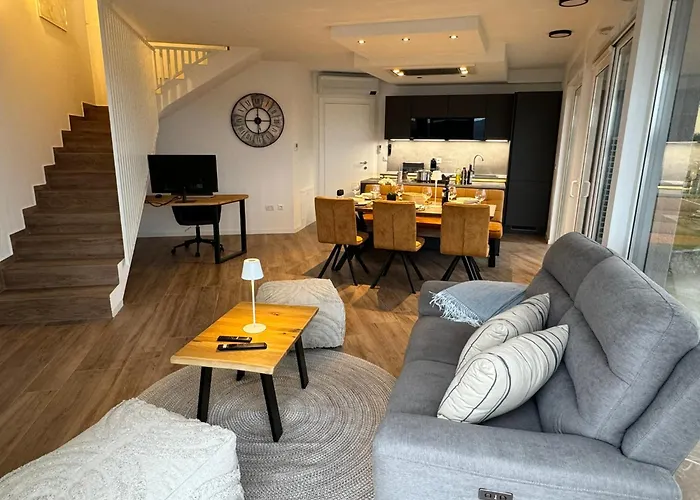 Marina Penthouse Apartament Punat